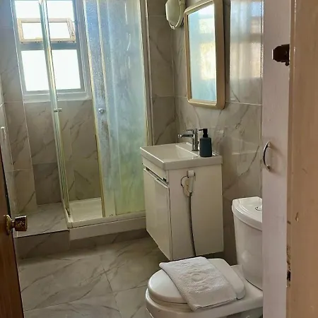 Big 2 Bedroom Flat With Access Appartement