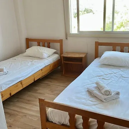 Big 2 Bedroom Flat With Access * Limasol