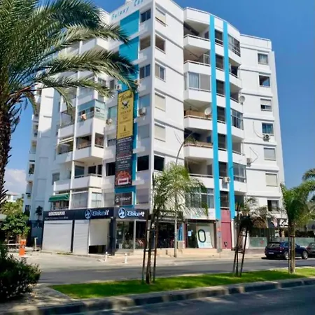 Big 2 Bedroom Flat With Access *
